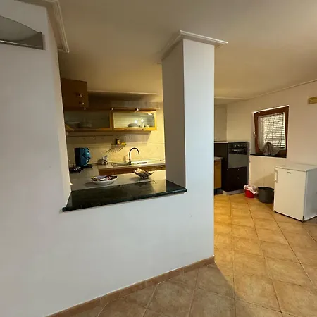 Valendriu's House 2 3*