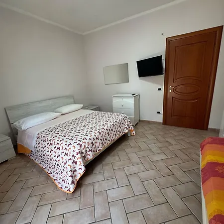 Valendriu's House 2 3*